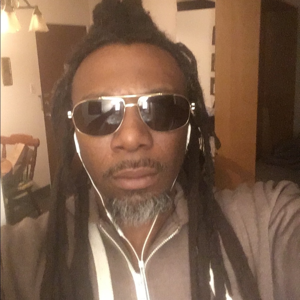 Meet your Posher, Knolly